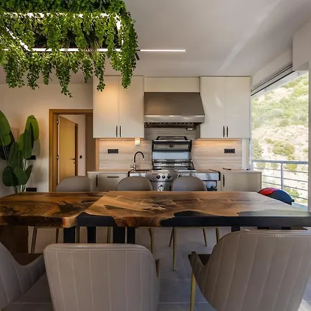 Arden Jacuzzi Penthouse By Ps