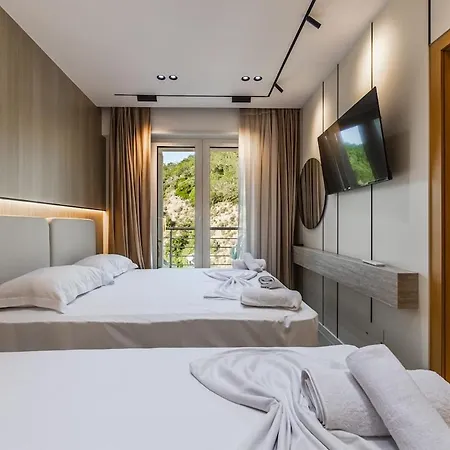 Arden Jacuzzi Penthouse By Ps * Durrës