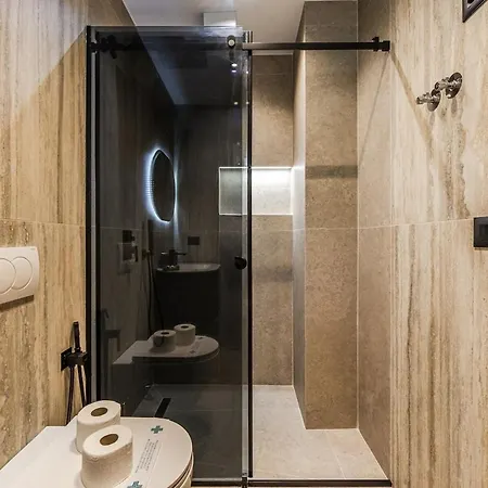 Arden Jacuzzi Penthouse By Ps *