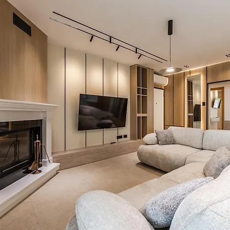 Arden Jacuzzi Penthouse By Ps Durrës