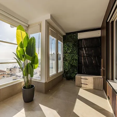 Arden Jacuzzi Penthouse By Ps