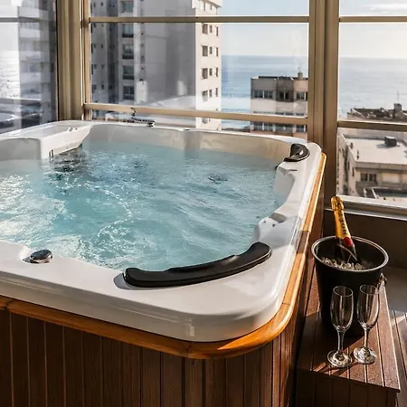 Arden Jacuzzi Penthouse By Ps