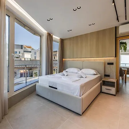Arden Jacuzzi Penthouse By Ps *